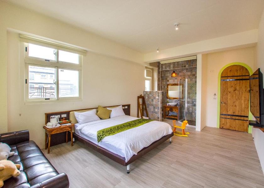 Yilan County Luodong Double with Balcony