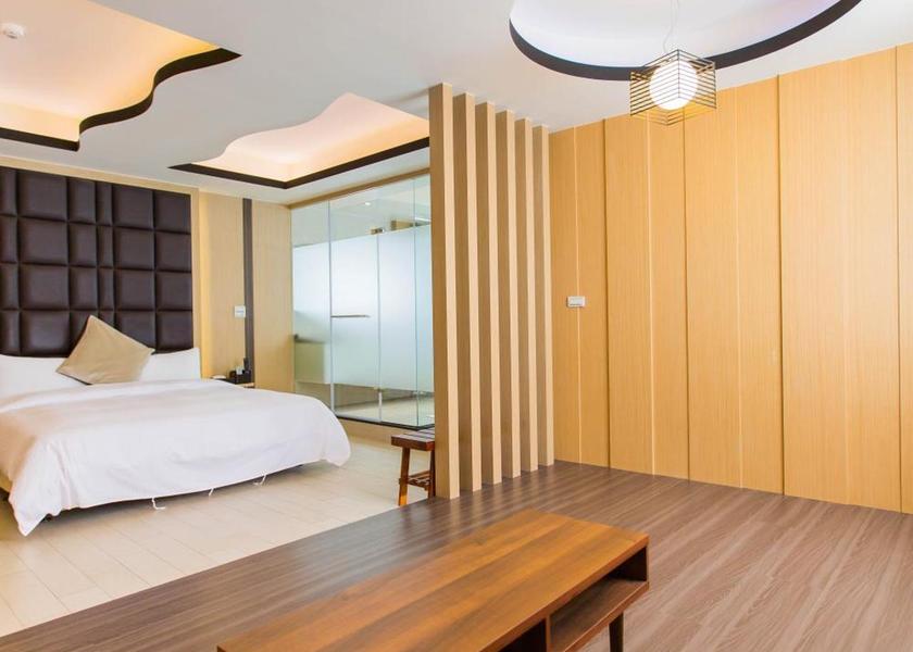 Yilan County Luodong King Room
