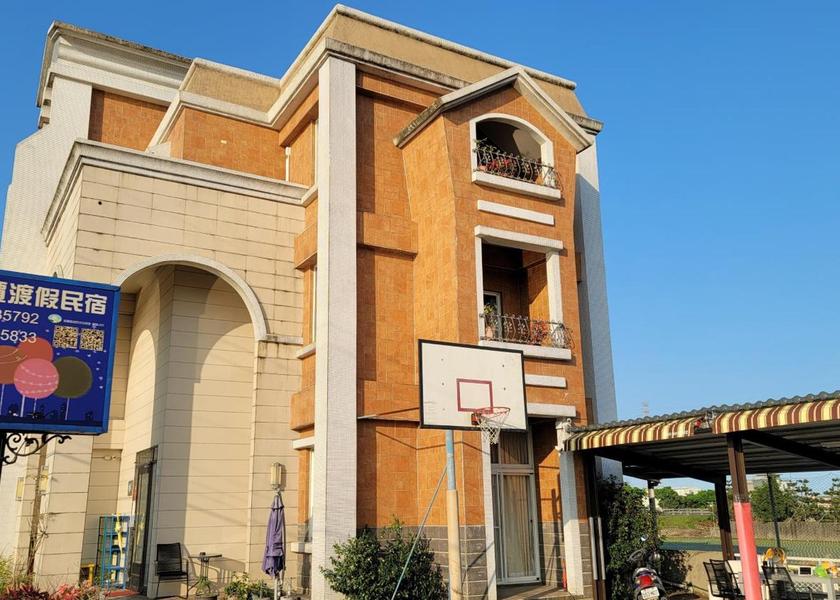 Yilan County Luodong exterior view