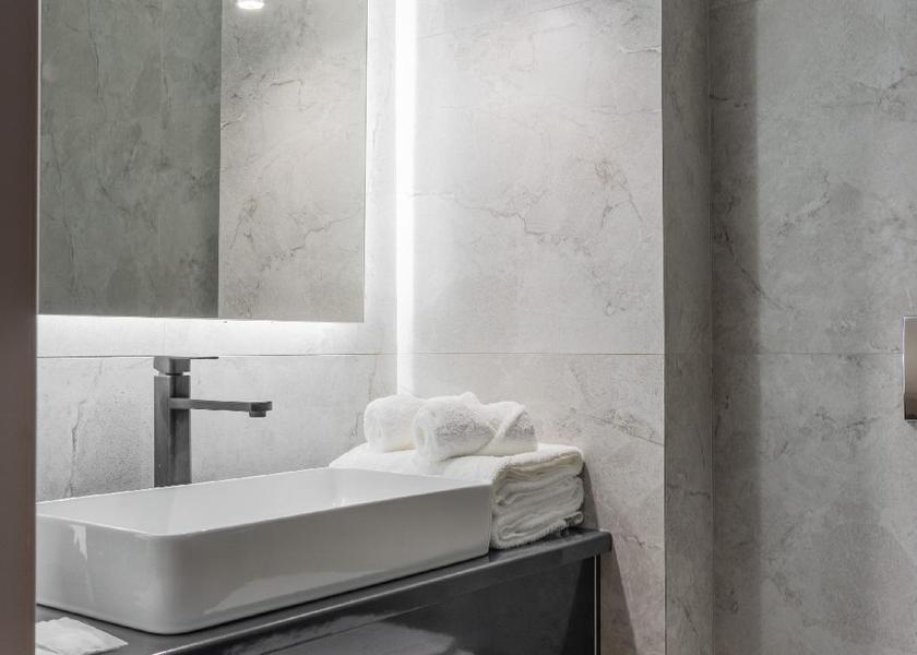  Bishkek Deluxe - 1 King Bed