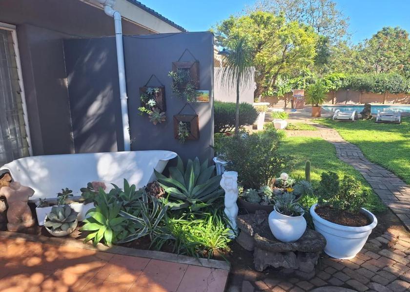 North West Lichtenburg garden