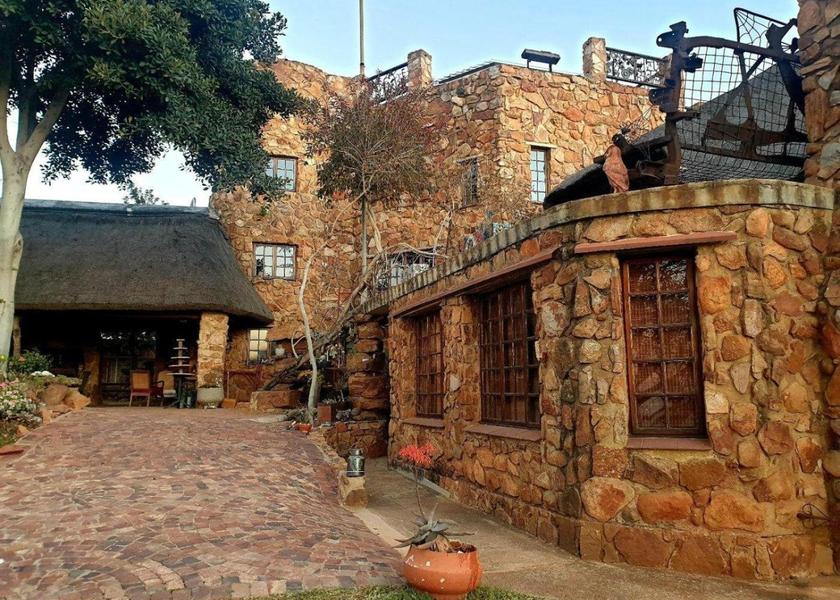 Gauteng Tierpoort entrance