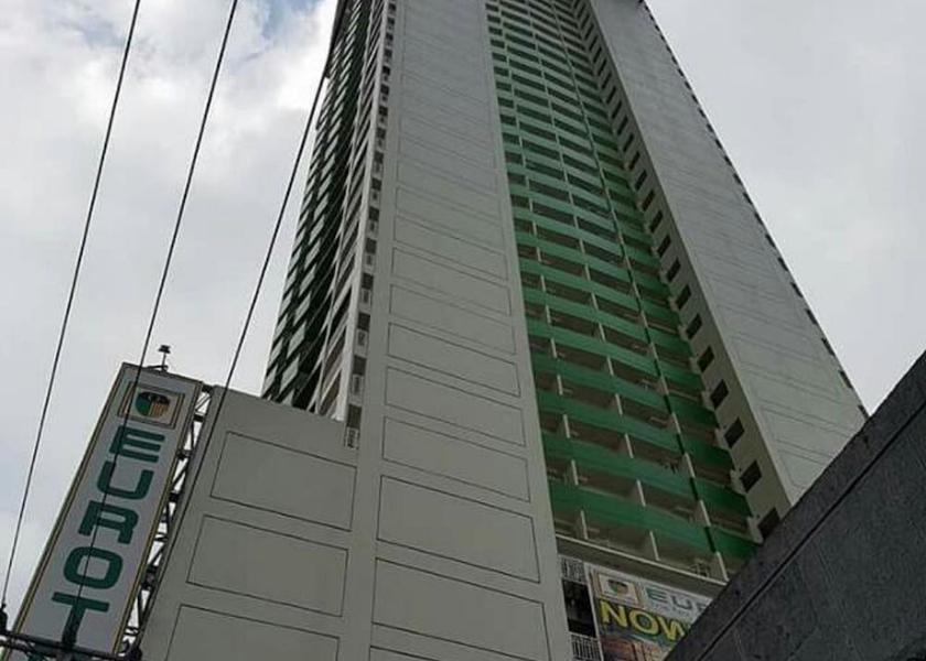  Quezon City Exterior