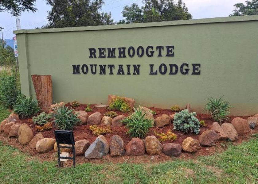 North West Hartbeespoort Entrance