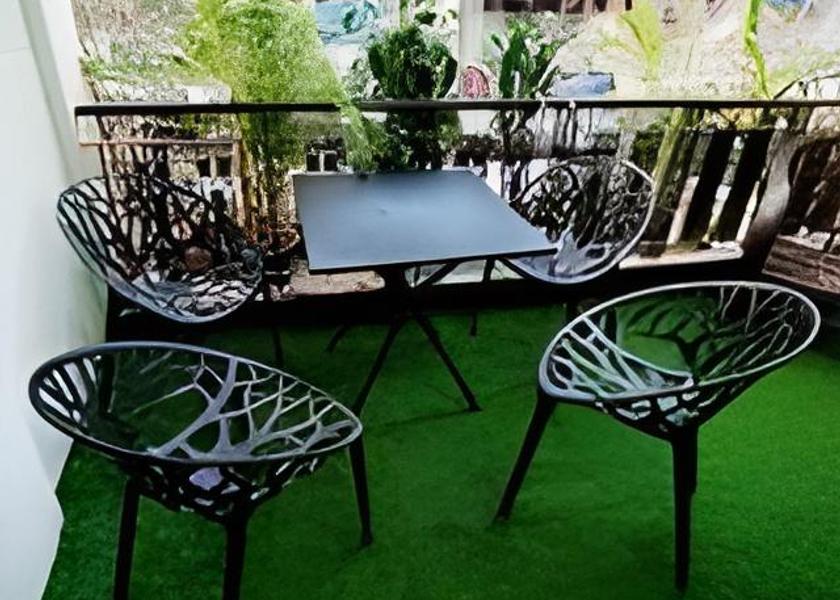 Kandal Phnom Penh balcony/terrace