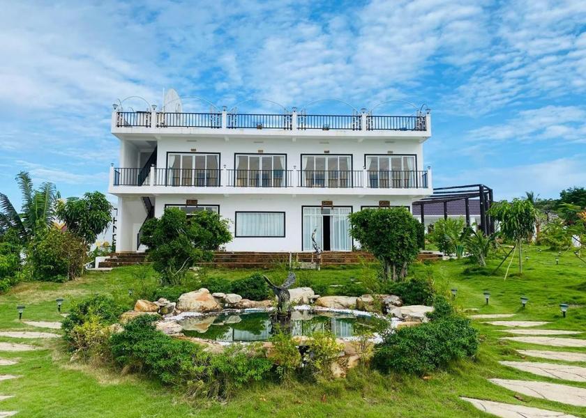 Preah Sihanouk Koh Rong Sanloem exterior view