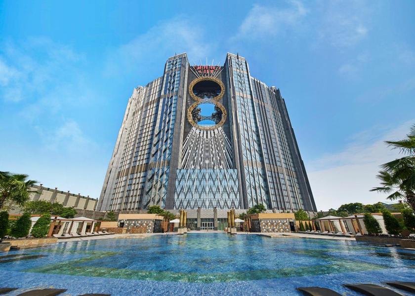  Macau Hotel Exterior