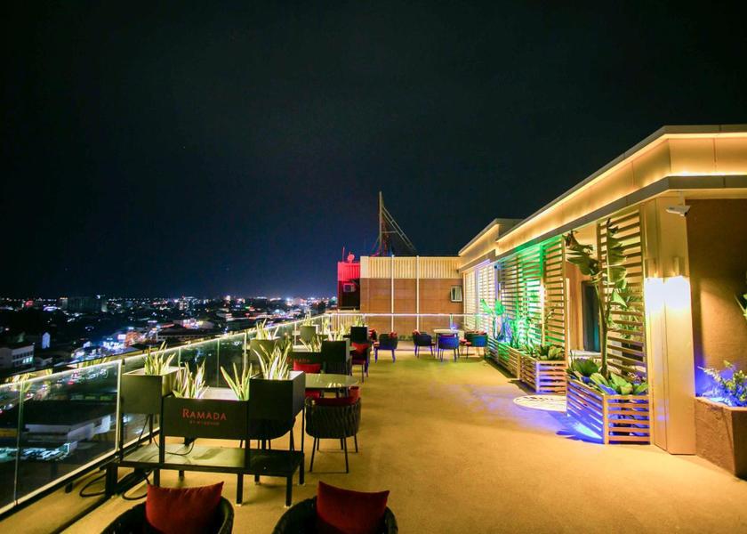  Vientiane balcony/terrace