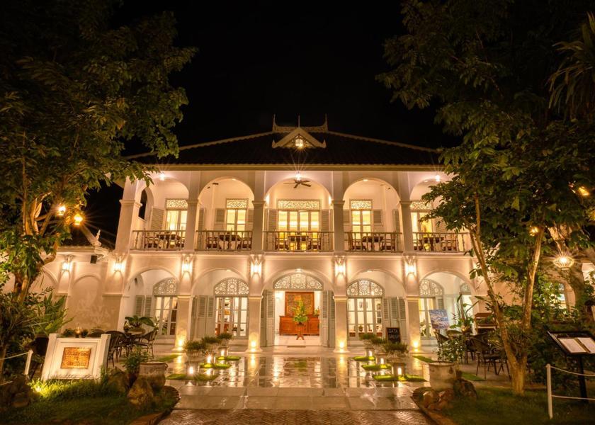  Luang Prabang exterior view