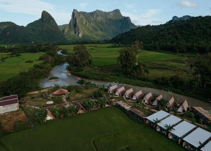  Vang Vieng exterior view