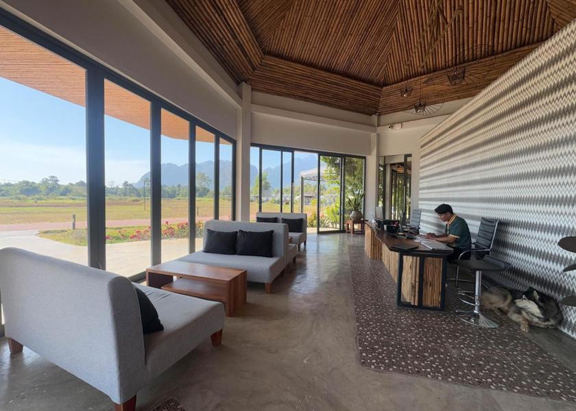  Vang Vieng exterior view