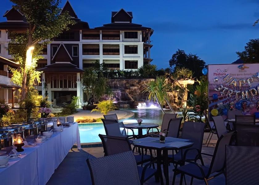  Vang Vieng exterior view