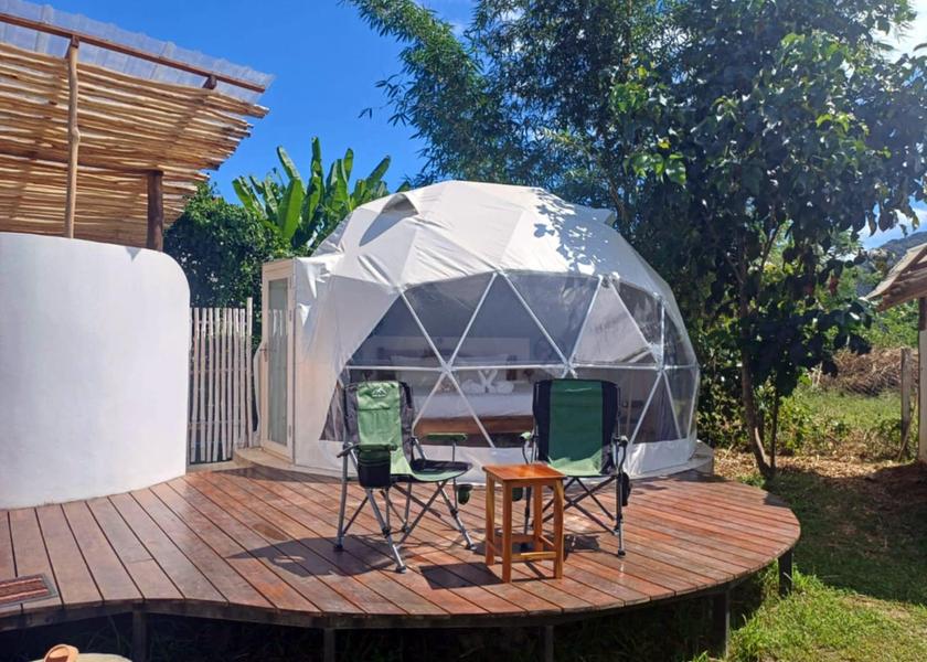  Vang Vieng Public Areas