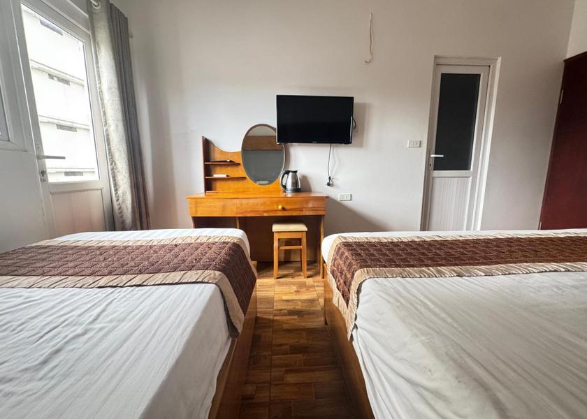  Vang Vieng Superior Quadruple Room