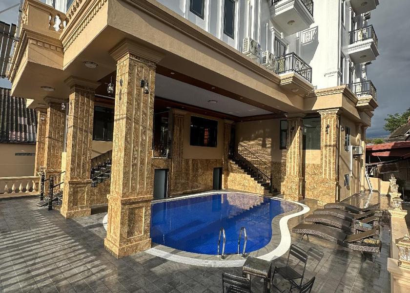  Vang Vieng exterior view