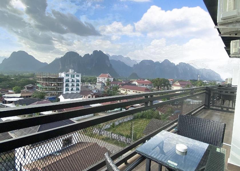  Vang Vieng 