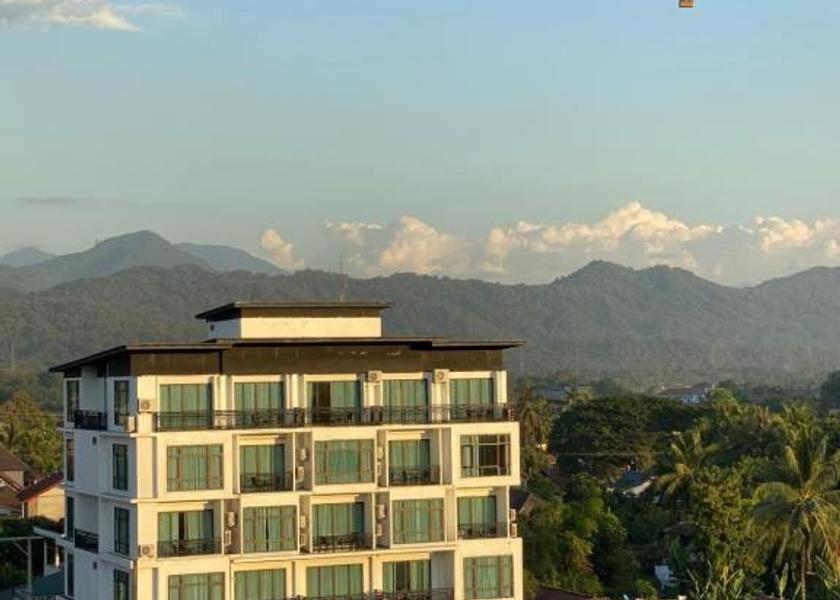  Vang Vieng exterior view