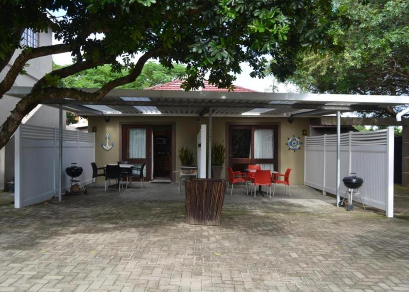 KwaZulu-Natal uMhlabuyalingana exterior view