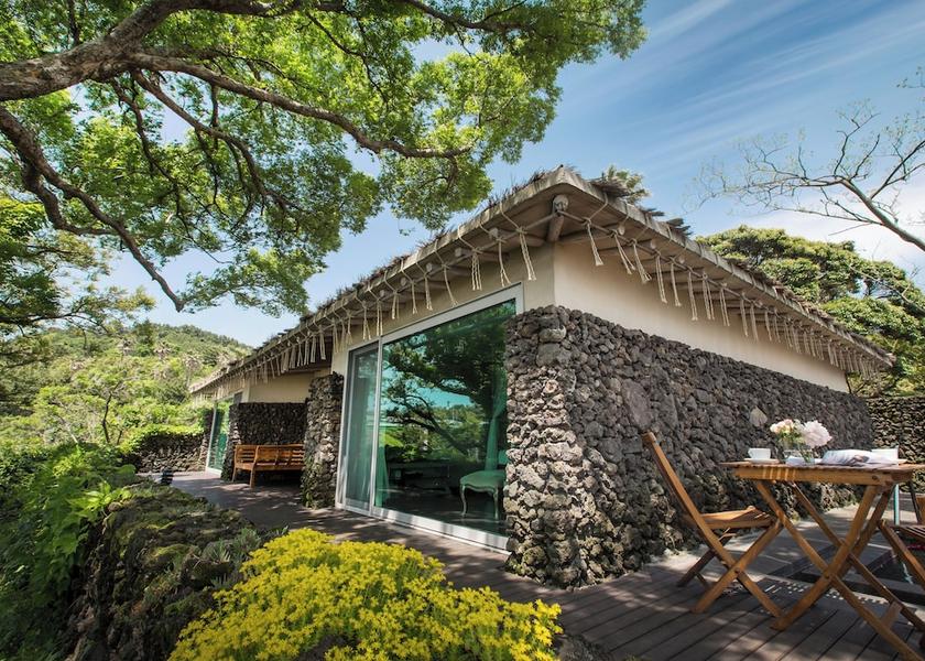 Jeju Seogwipo Exterior