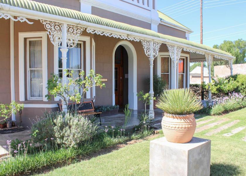 Northern Cape Hantam exterior view