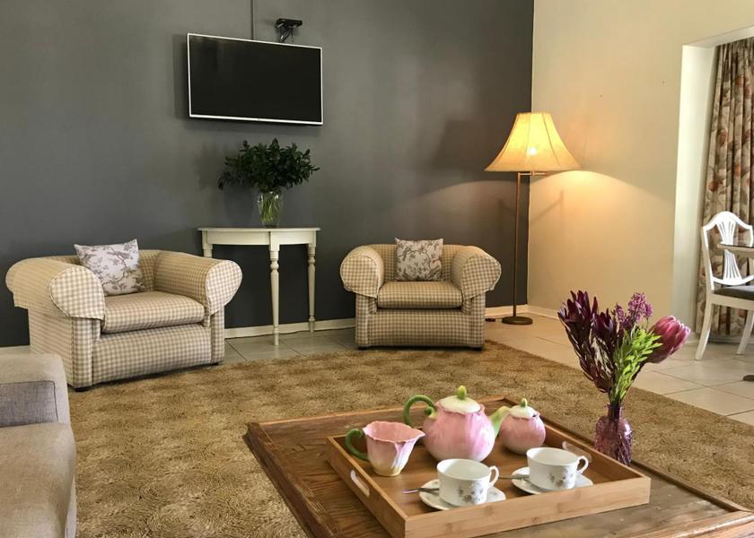 KwaZulu-Natal Eshowe shared lounge/tv area
