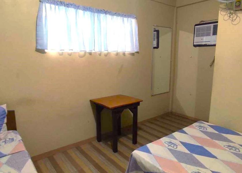 Bicol Donsol Corner Deluxe Twin Room - Non-Smoking
