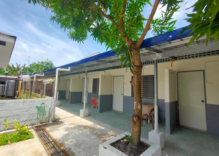 Central Luzon Capas exterior view