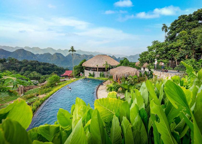 Thanh Hoa Ba Thuoc swimming pool