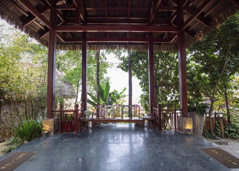 Thanh Hoa Ba Thuoc lobby