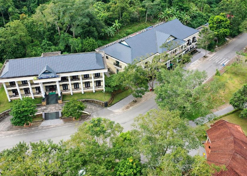 Bac Can Ba Be exterior view