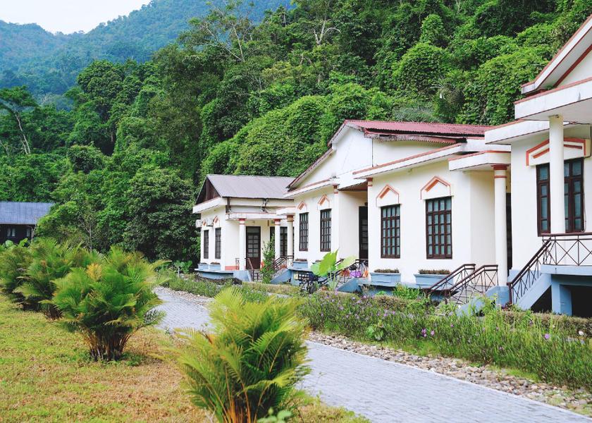 Bac Can Ba Be exterior view