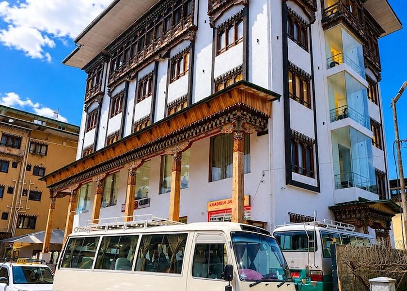 Paro Paro Exterior
