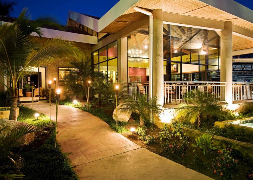Guanacaste Tamarindo exterior view