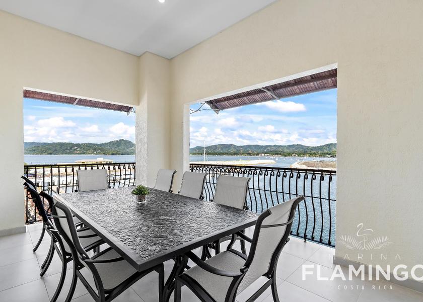 Guanacaste Playa Flamingo Family Deluxe