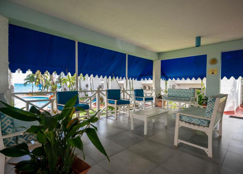 Saint James Ocho Rios 