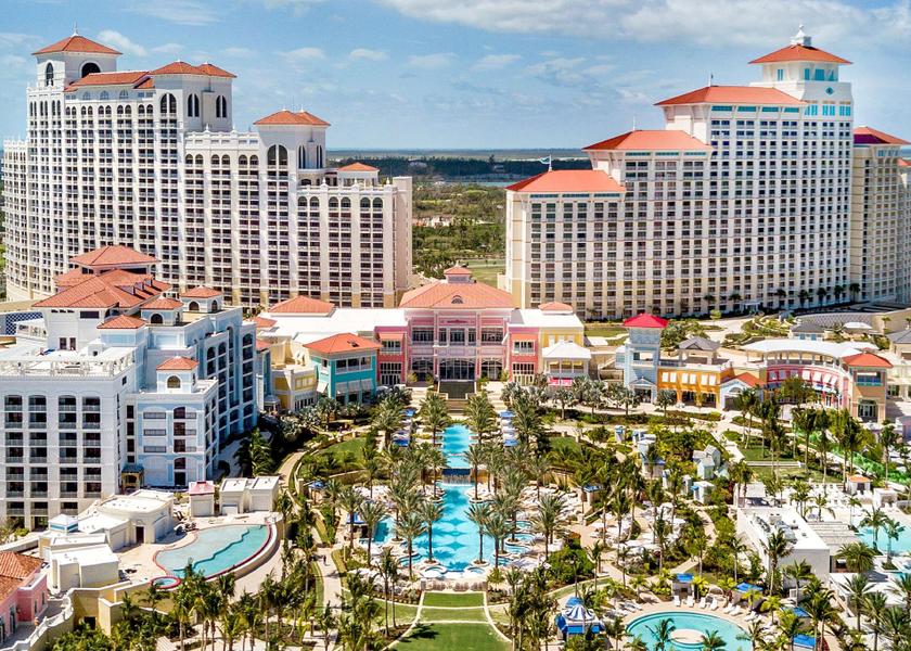  Nassau exterior view