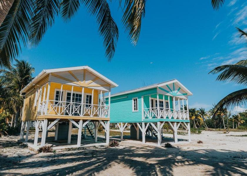  Belize City exterior view