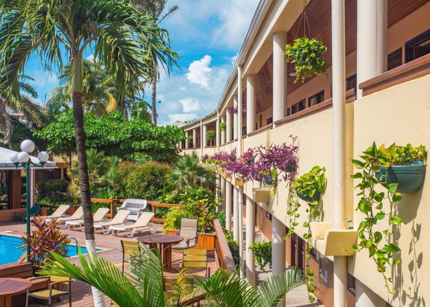  Belize City balcony/terrace