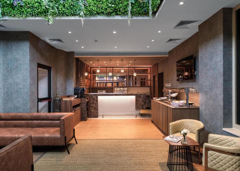 Larnaca District Larnaca business center