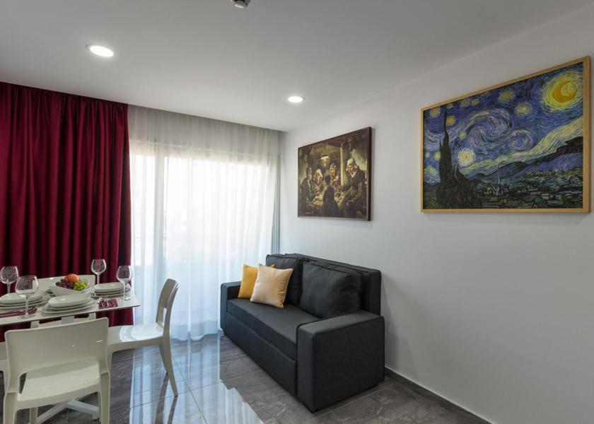 Larnaca District Larnaca facilities