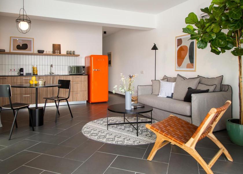 Larnaca District Larnaca facilities