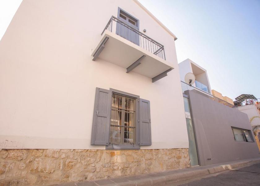 Larnaca District Larnaca entrance