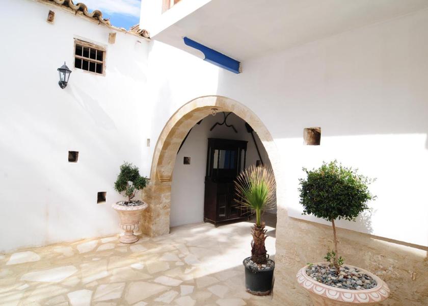 Larnaca District Larnaca entrance