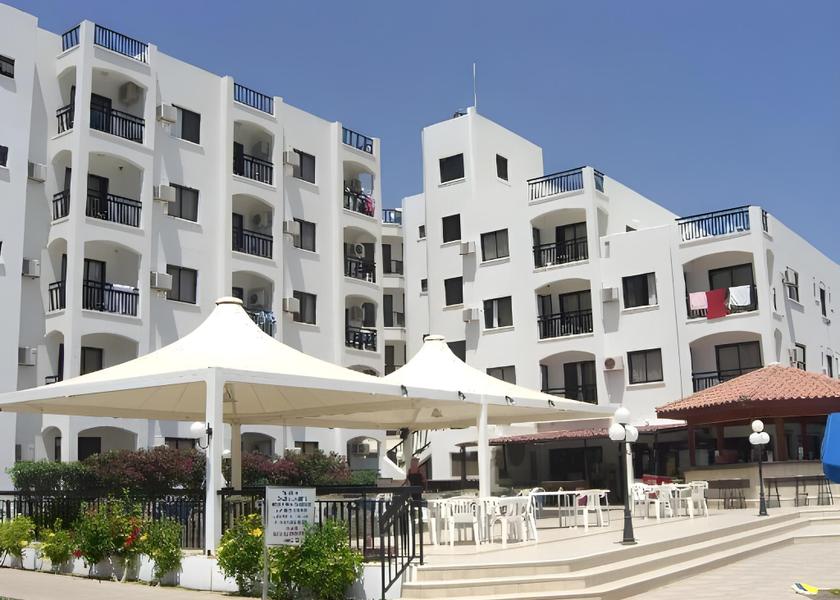 Famagusta Paralimni exterior view