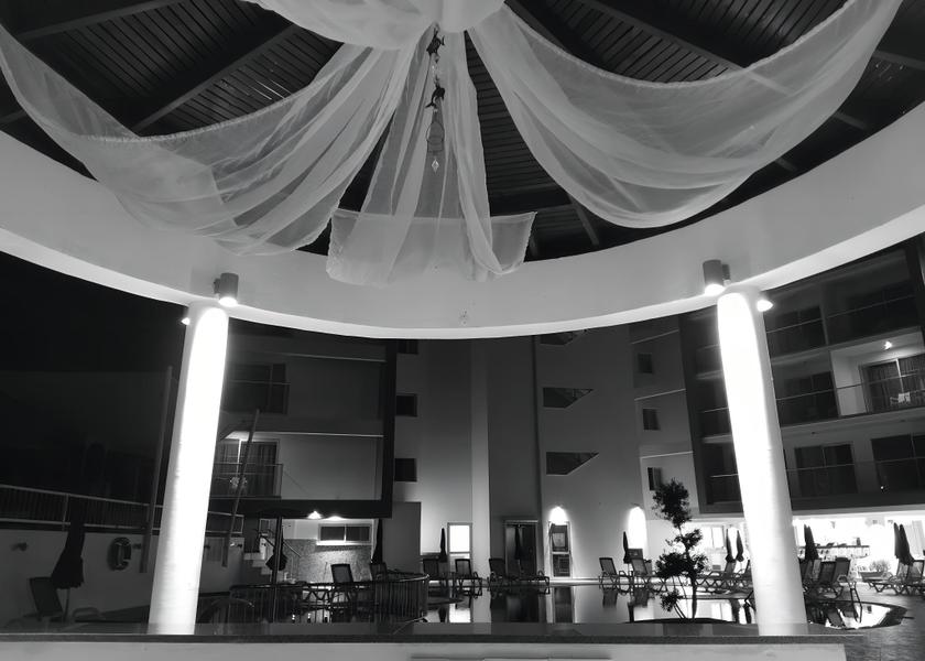 Famagusta Paralimni poolside bar