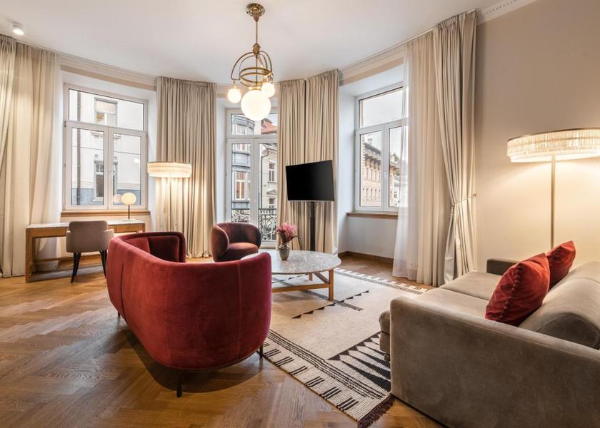  Ljubljana shared lounge/tv area