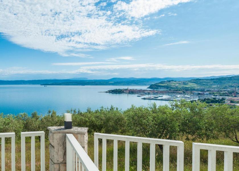  Izola balcony/terrace