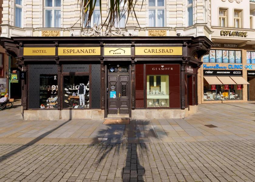 Karlovy Vary (region) Karlovy Vary entrance