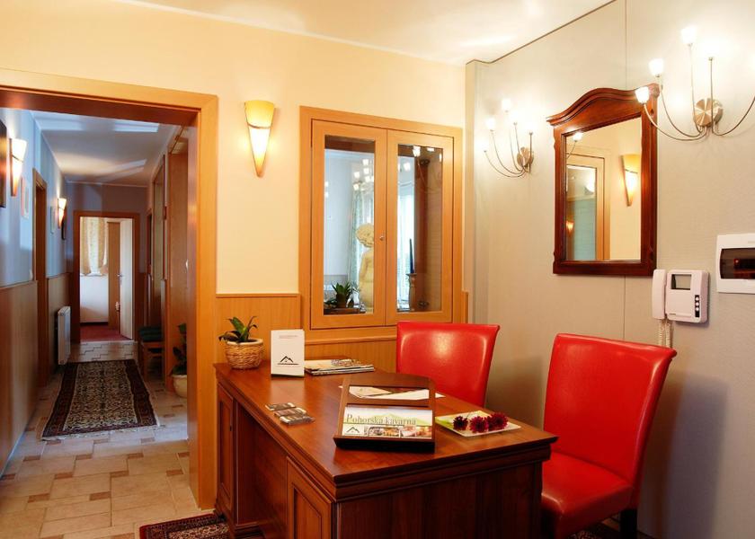 Maribor lobby