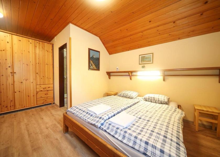  Kranjska Gora Quadruple Room with Private Bathroom